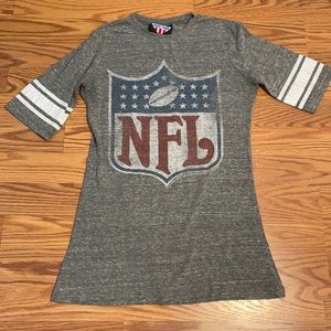NFL T-shirt